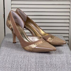 ANNE KLEIN Costa Suede Patent Taupe Gold Heels Dress Shoes Pumps Womens Size 8.5